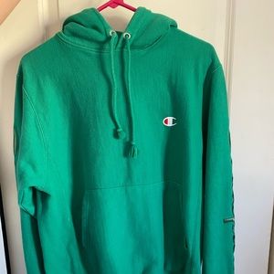Champion pulled hoodie sweater